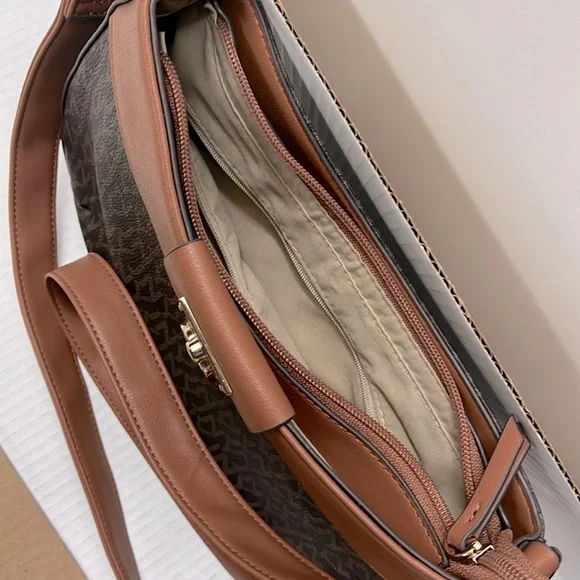 Jones New York Signature Handbag Purse Brown Monogram Pattern Faux Leather - Picture 4 of 11